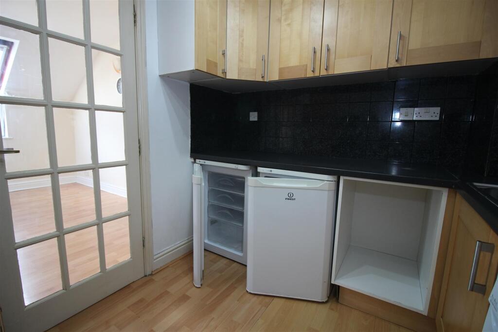 Apartment in Bath - View 4