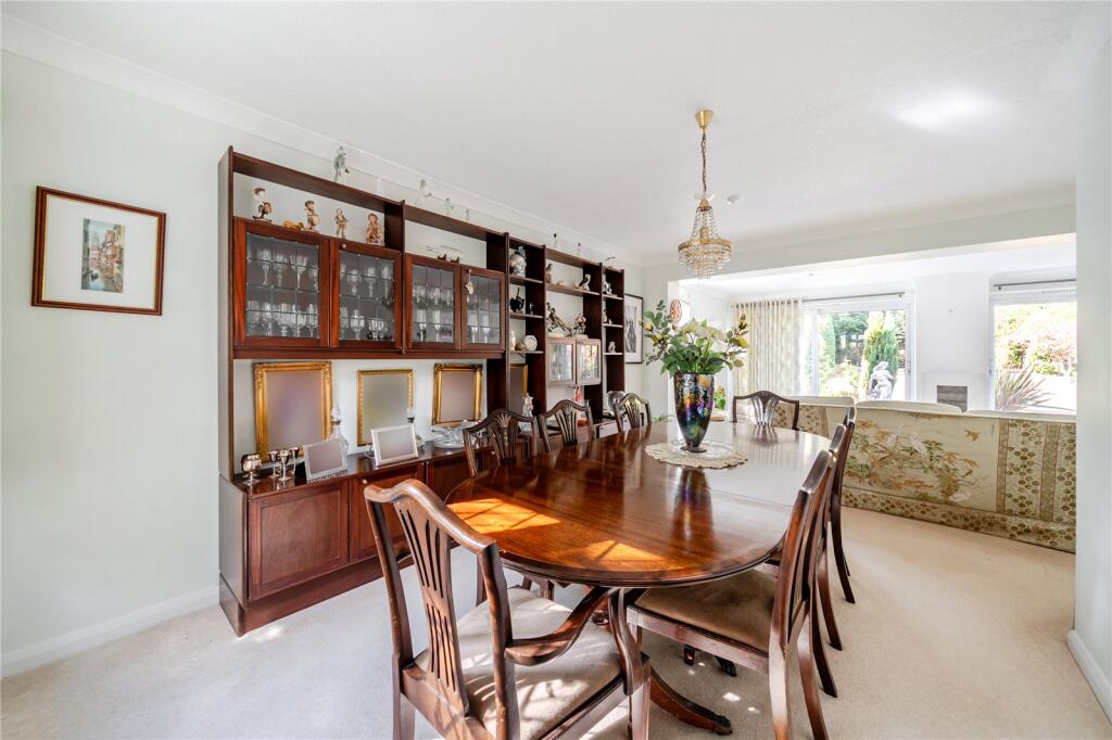 House in Elmbridge, Surrey - View 5