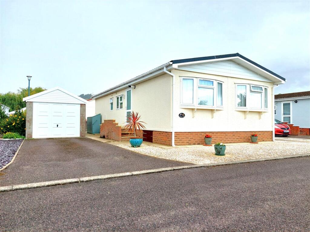 Main image of property: Meadow Way, Hythe