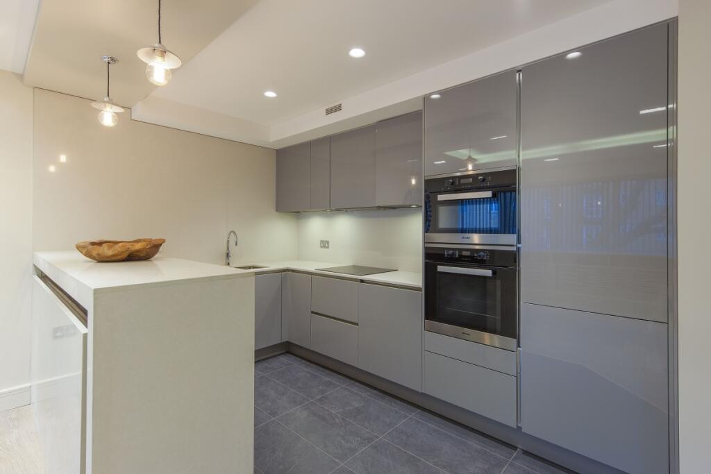 Apartment in London, St. John's Wood - View 5