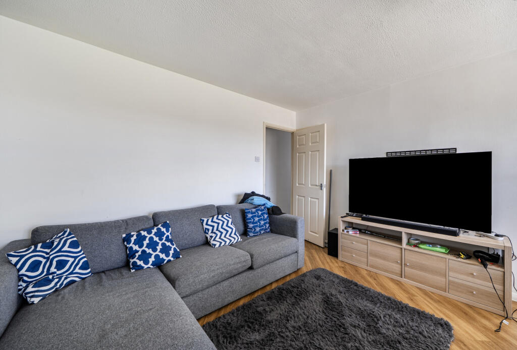 Apartment in Bath, West Hill Gardens, Westfield - View 3