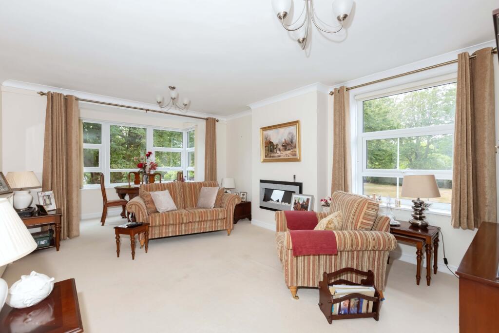 Apartment in Worthing, West Worthing - More