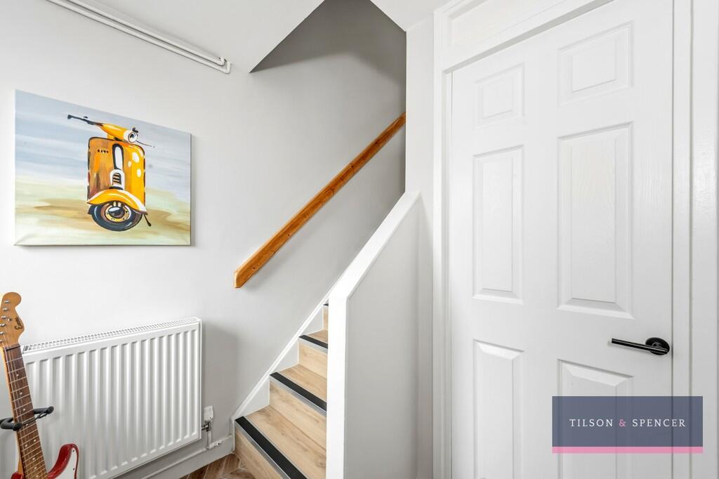 Apartment in London - View 2