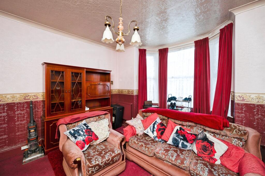 House in Nottingham, Highbury Vale - View 4