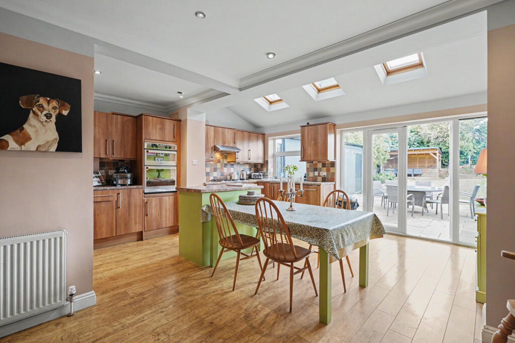 House in Northampton - View 4