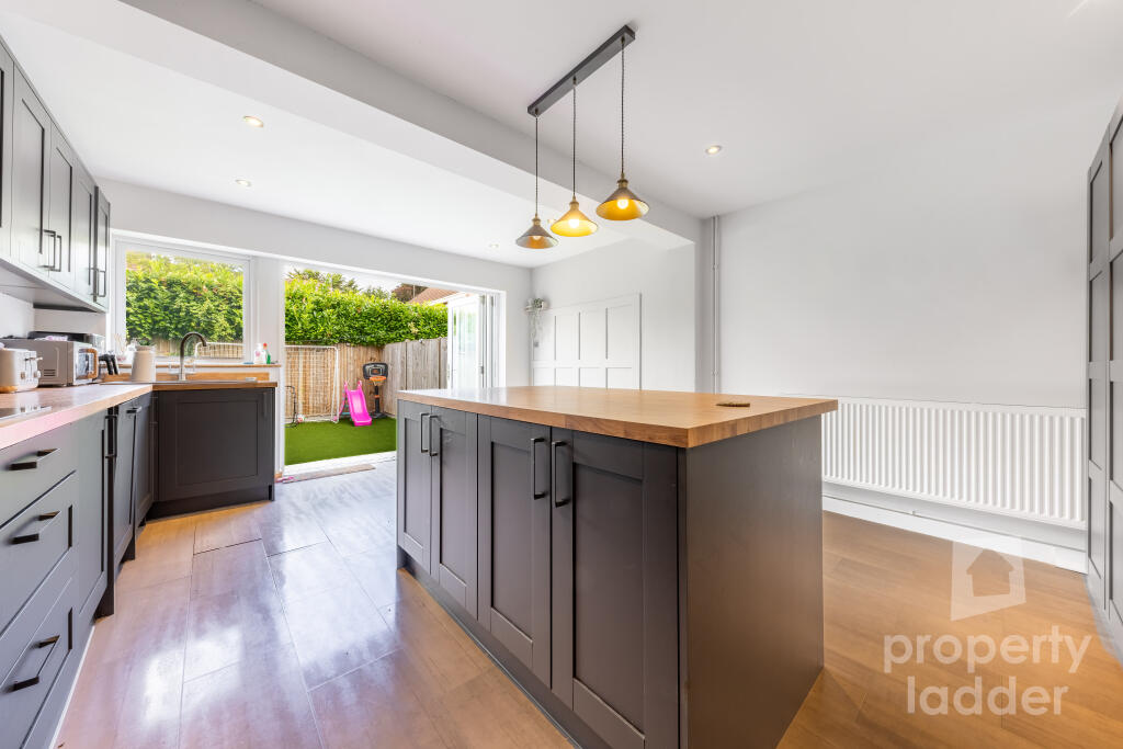 House in Norwich - View 3