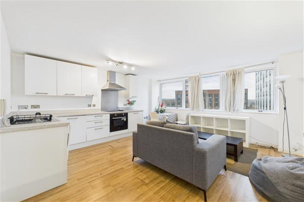 Main image of property: Marco Island, Huntindon Street