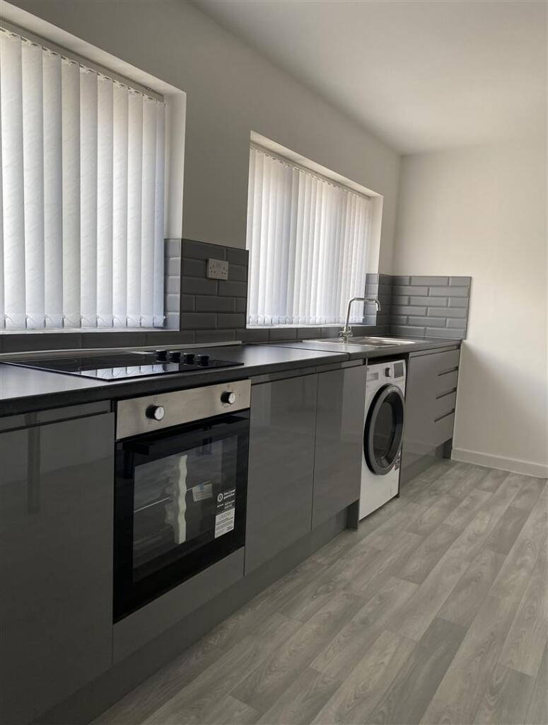 Additional image 2 of Hope Street, West Bromwich - Fully refurbished HMO  Bills included