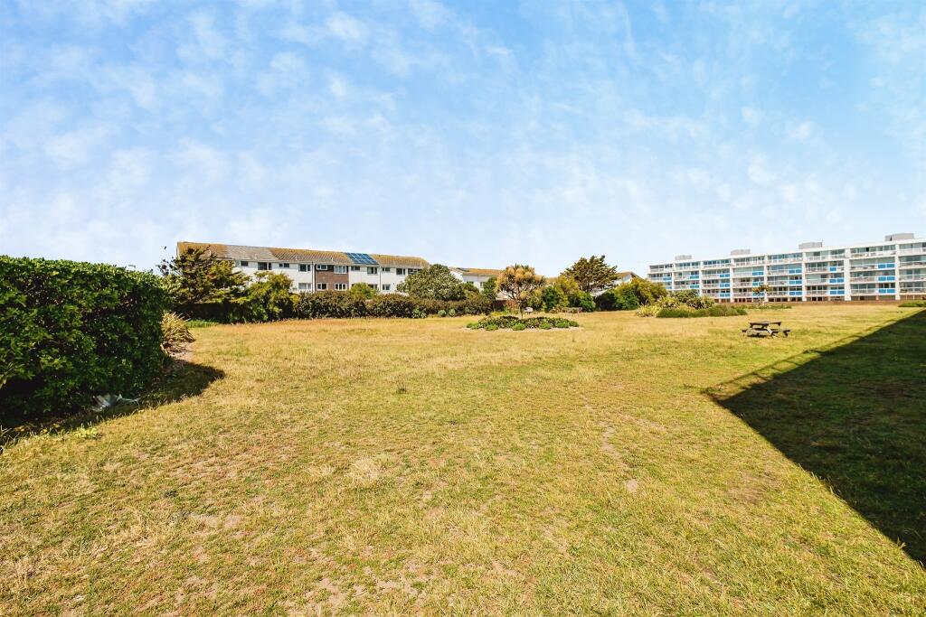 Ferry Road, Shoreham-By-Sea photo 4