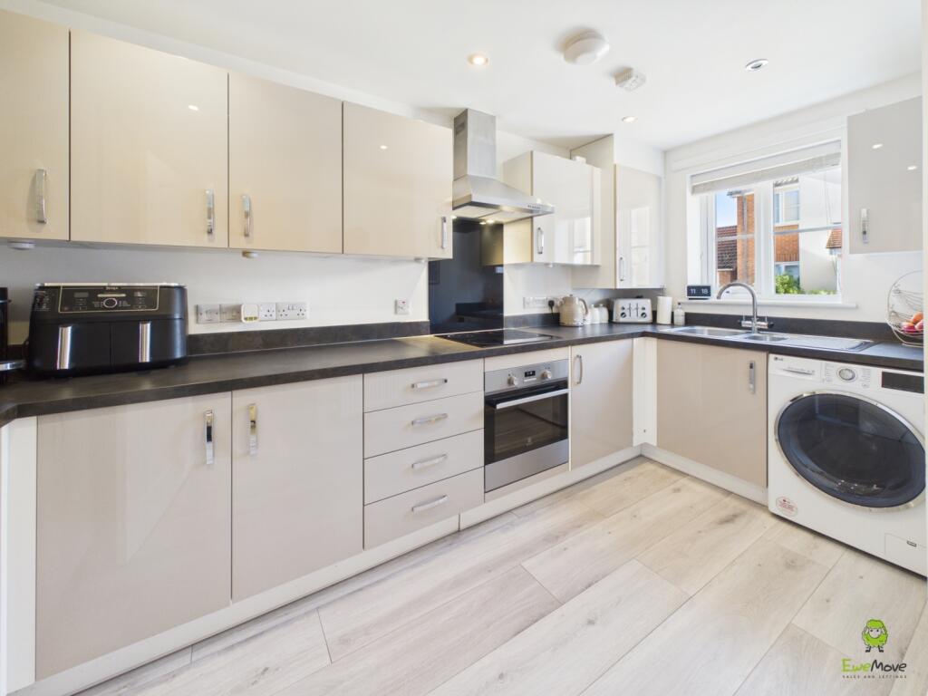 House in Dartford - View 4