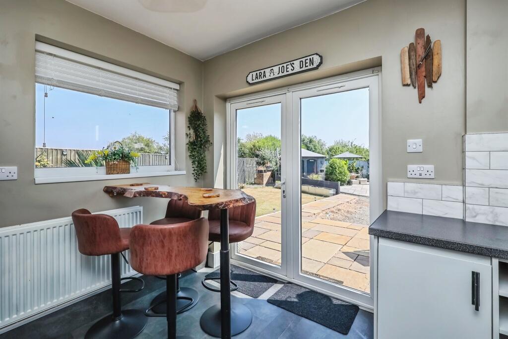 House in Broxtowe, Kimberley - More
