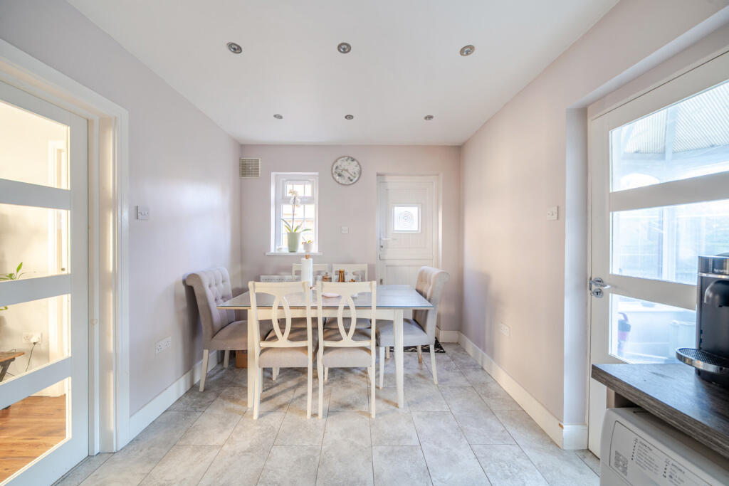 House in Southall - View 3