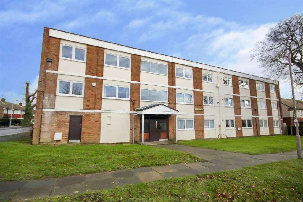 Main image of property: Sandringham Road, Brentwood, Essex, CM15