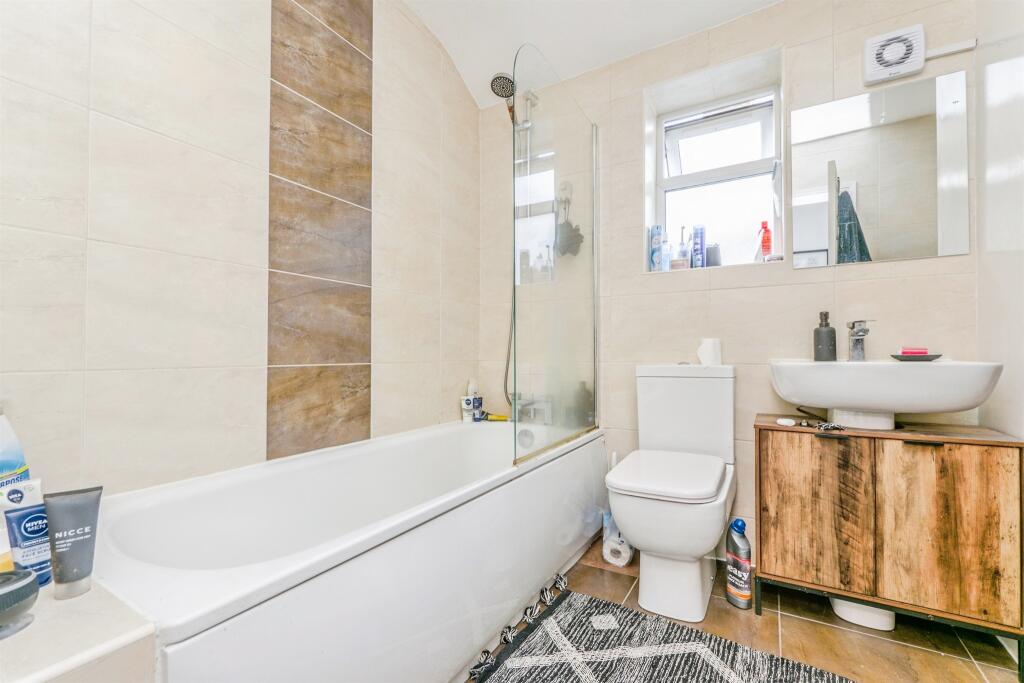 Apartment in Cardiff, The Laundry Quarter, Pontcanna - View 2