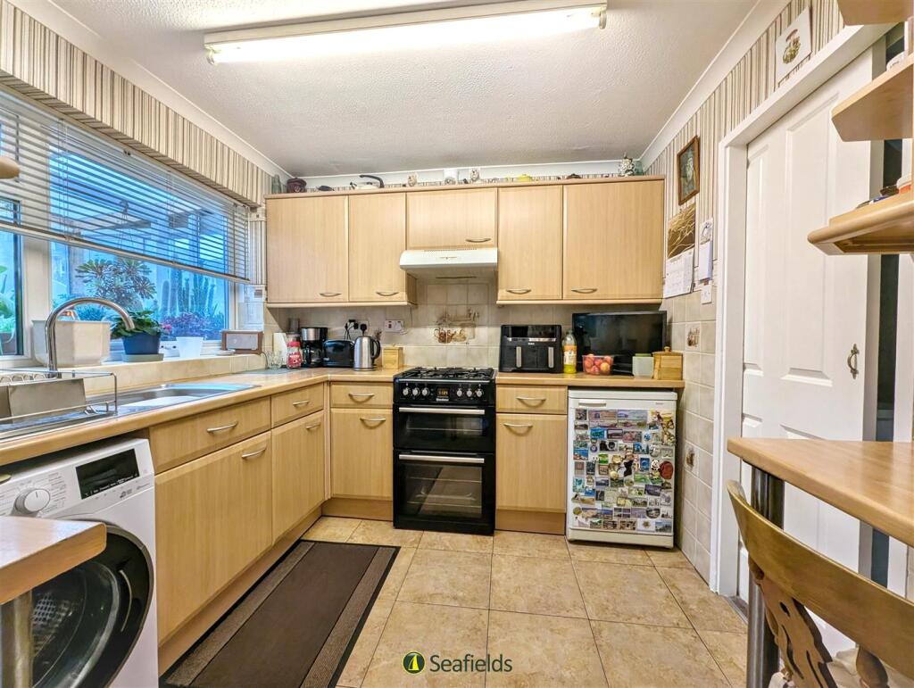 House in Ryde, Oakfield - View 3