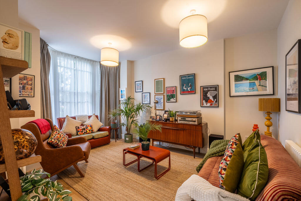 Apartment in Shrewsbury - More