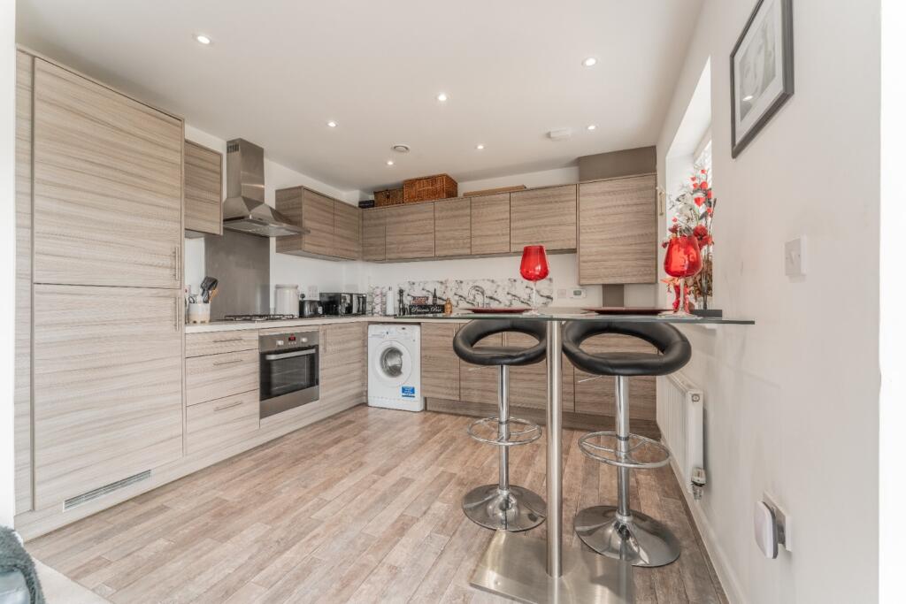 Apartment in Dartford, Kent - View 5