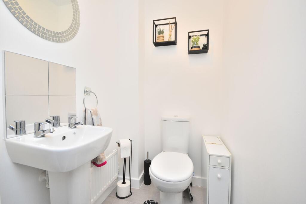 House in Northampton - View 5