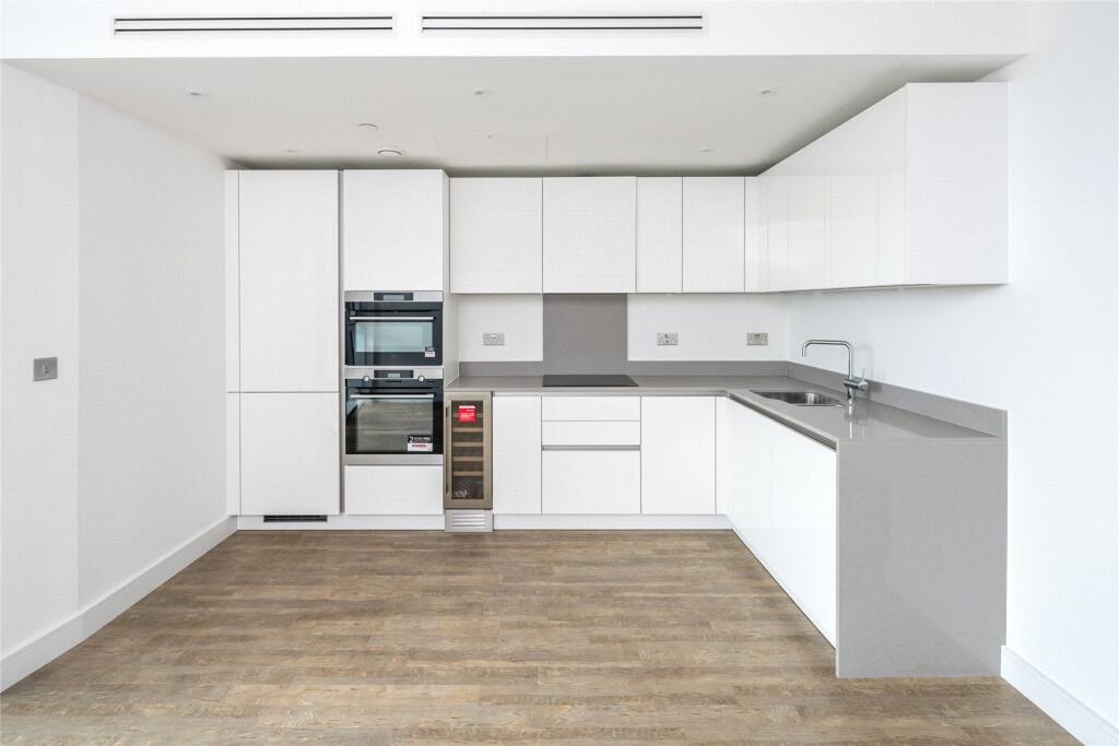Main image of property: Gladwin Tower, 50 Wandsworth Road, Nine Elms, London, SW8