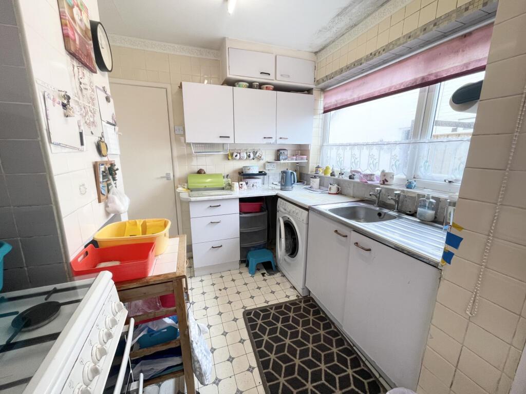 Seabrook Drive,  Cleveleys, FY5 photo 4