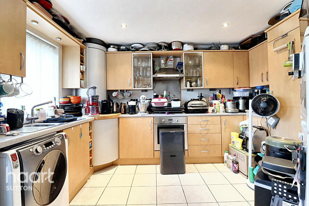 Farrier Place, Sutton photo 4