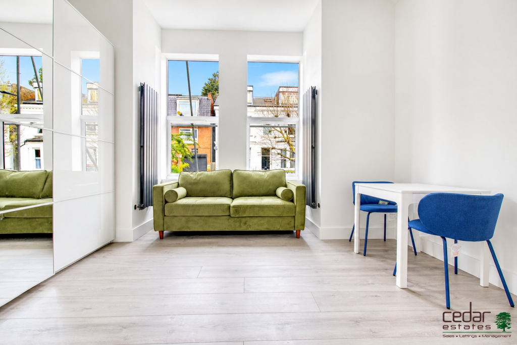 Apartment in London - More