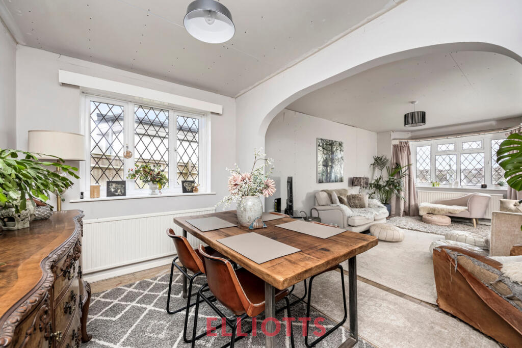 Benett Drive, Hove photo 3