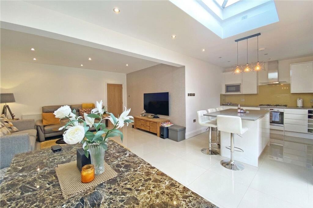 House in London - More