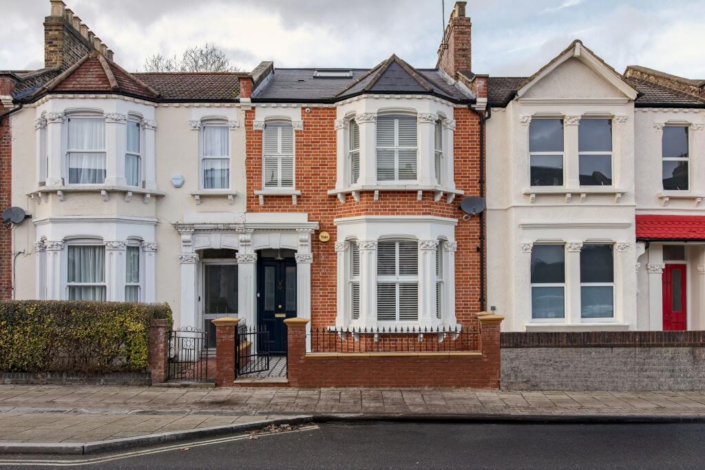 Main image of property: Ivydale Road, London, SE15