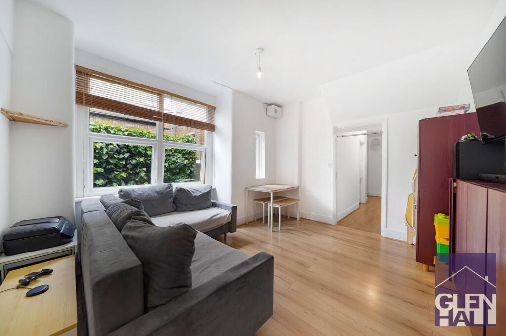 Main image of property: Goring Road, Bounds Green, N11