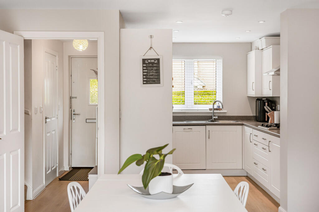 House in Vale of White Horse, Chilton Fields, Chilton - View 4