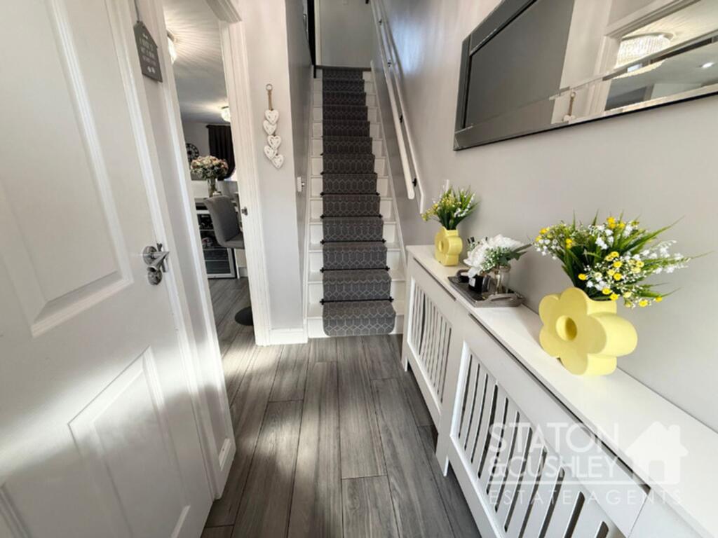 Caraway Drive, Shirebrook, NG20 photo 2