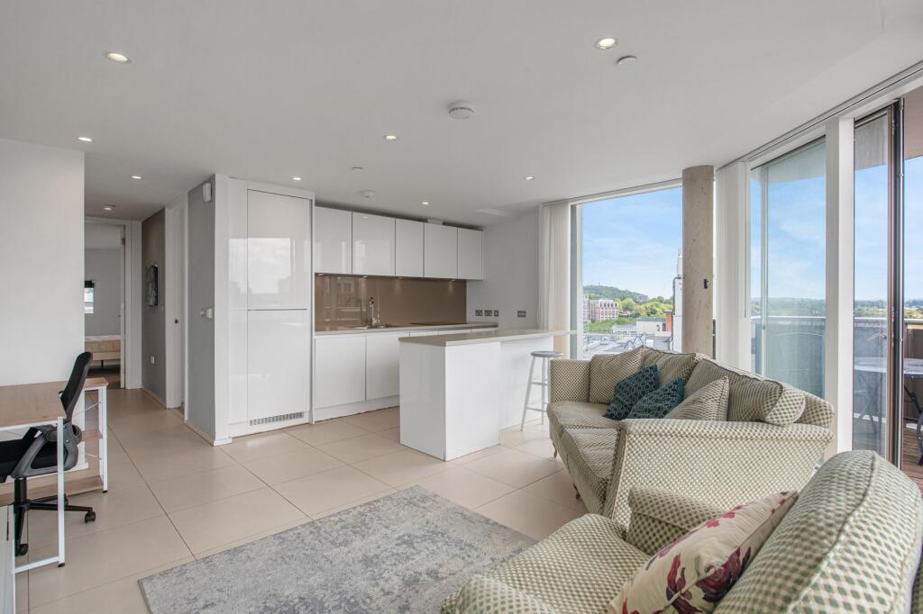 Apartment in Nottingham, Lace Market, The Meadows - View 5