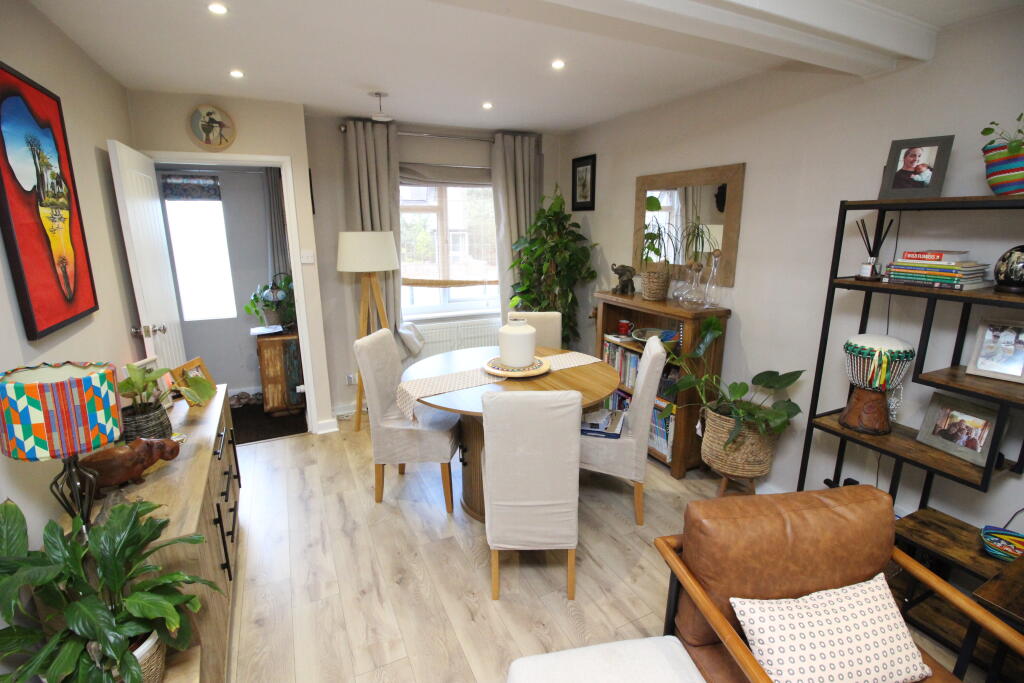 House in Kingston upon Thames - View 5