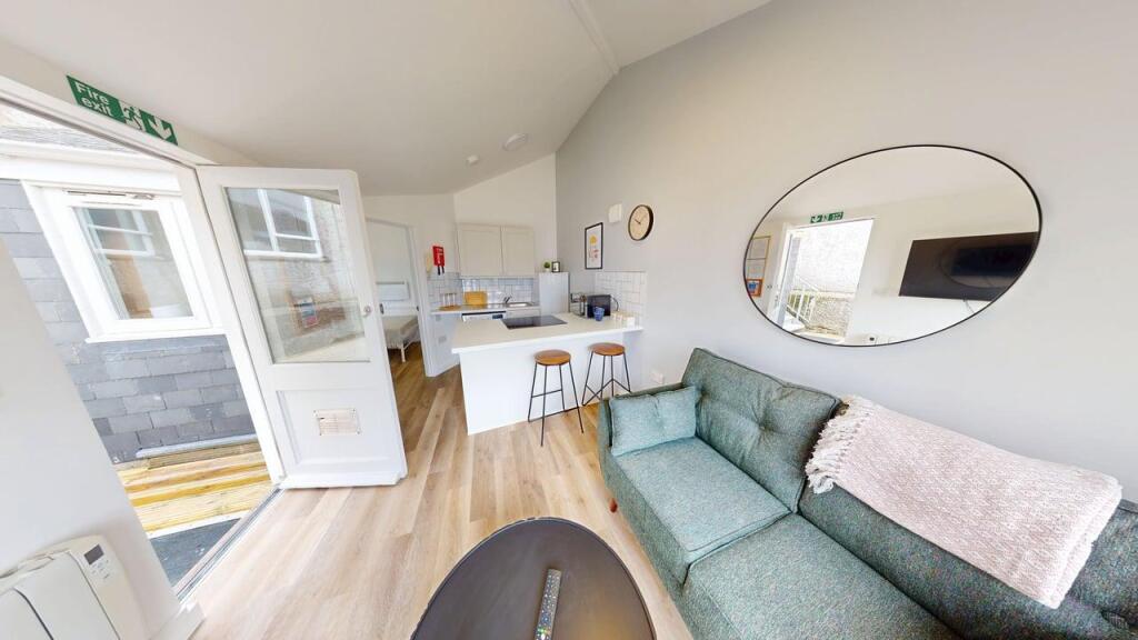Main image of property: The Pool house, 11, Arwenack Street TR11 3JA