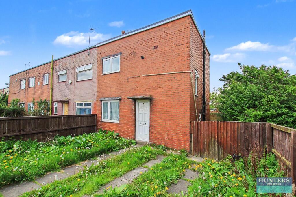 Main image of property: Tennis Avenue Bradford, BD4 9RA
