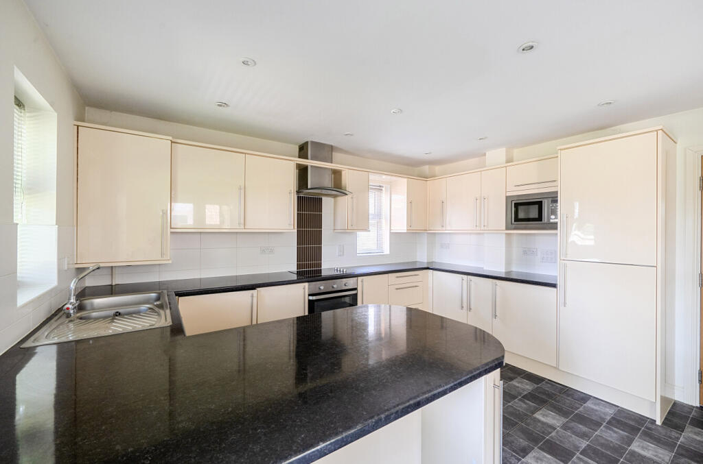 Bearberry Meadow, Midsomer Norton, Radstock, BA3 - View 6