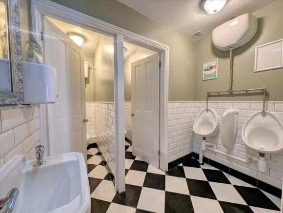 Men's Toilets