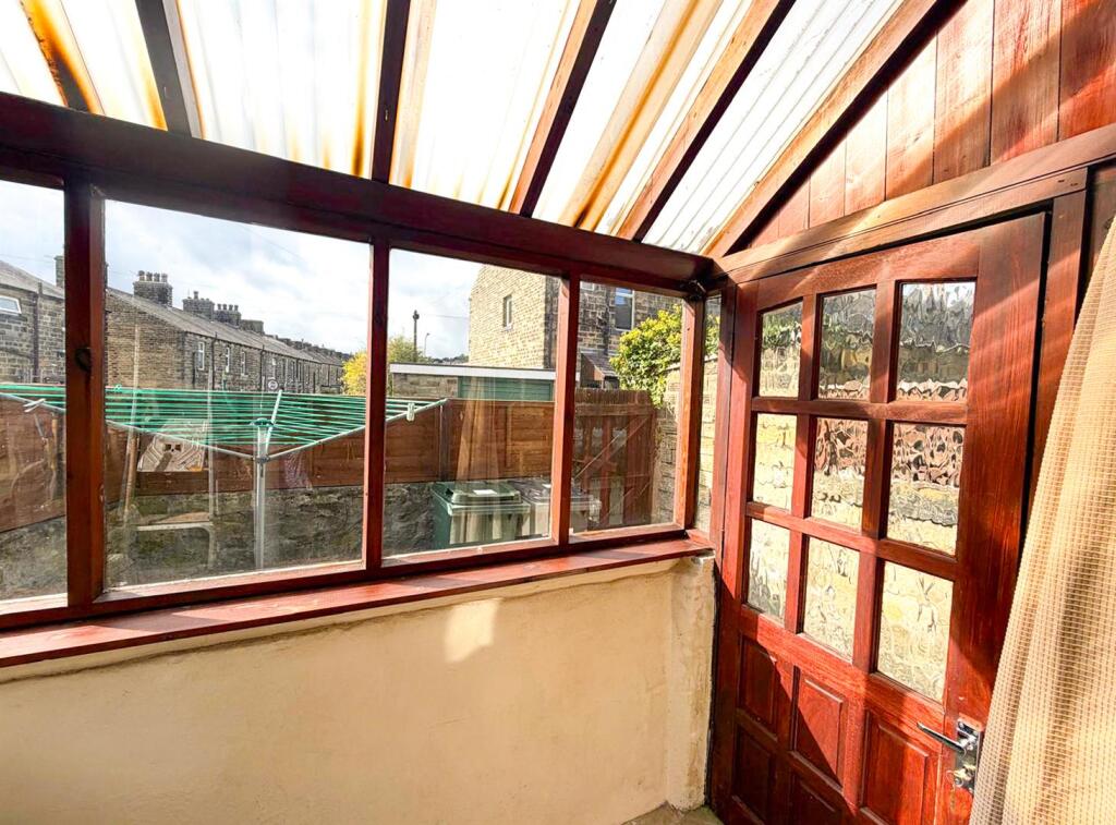 House in Bradford, Silsden - More