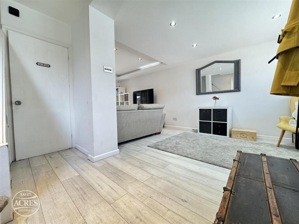 House in Birmingham, Kingstanding - More