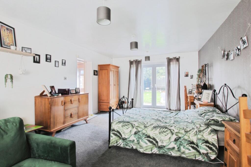 57, Sutton House Road, Hull,HU8 0NJ photo 4