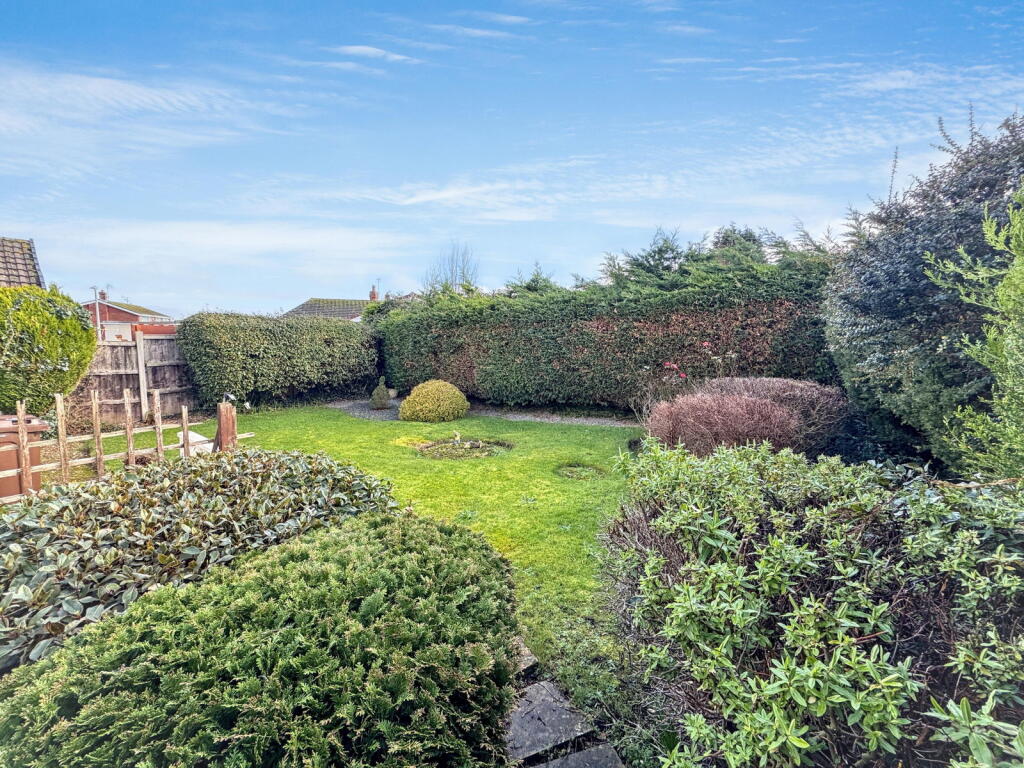 Bron Llyn, Llanddulas, Abergele, LL22 8JL photo 4