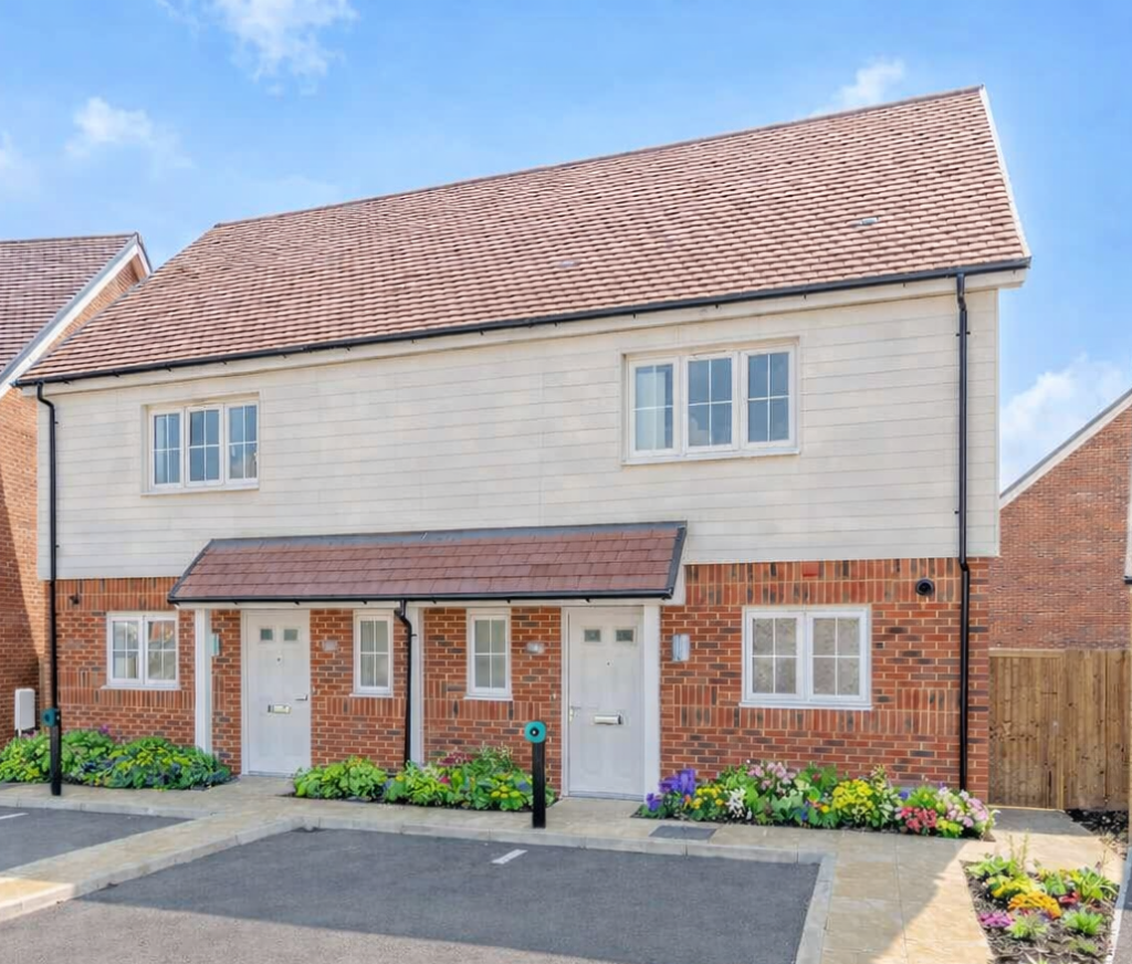 Main image of property: Bapchild,
Sittingbourne,
ME9 9AD