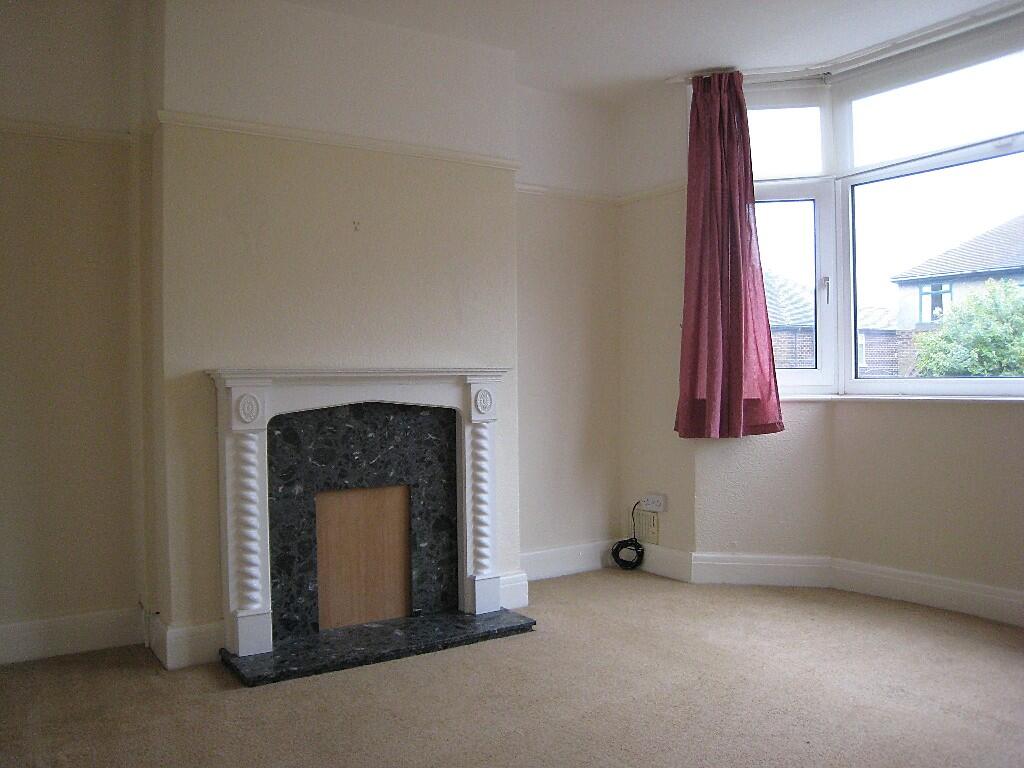 House in Stoke-on-Trent - More