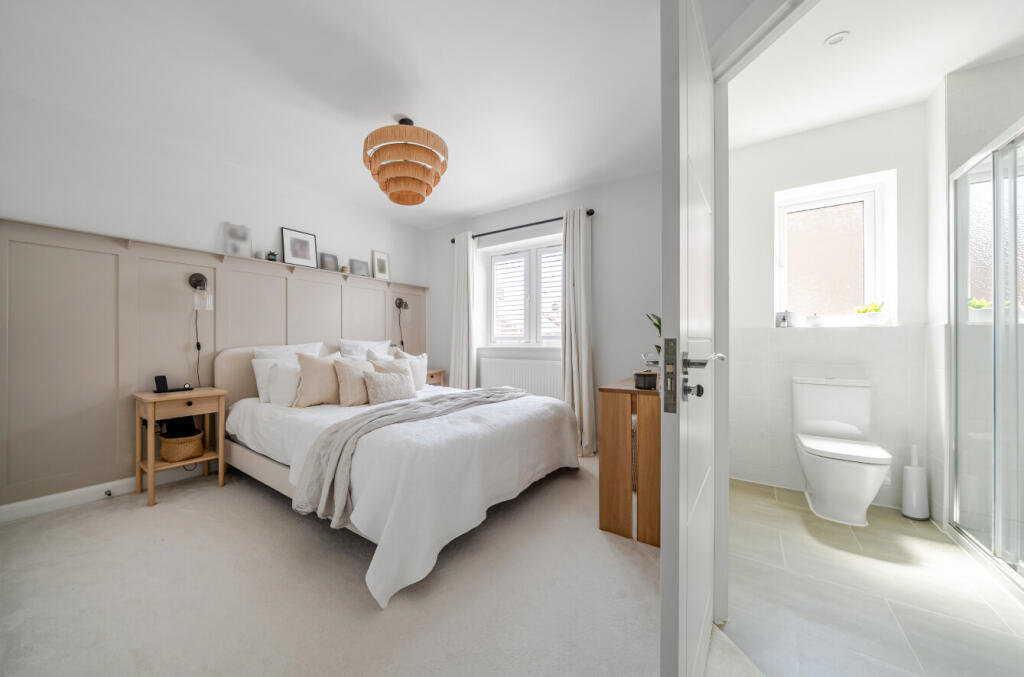 Draper Road, Wickham, Fareham, Hampshire, PO17 - View 5