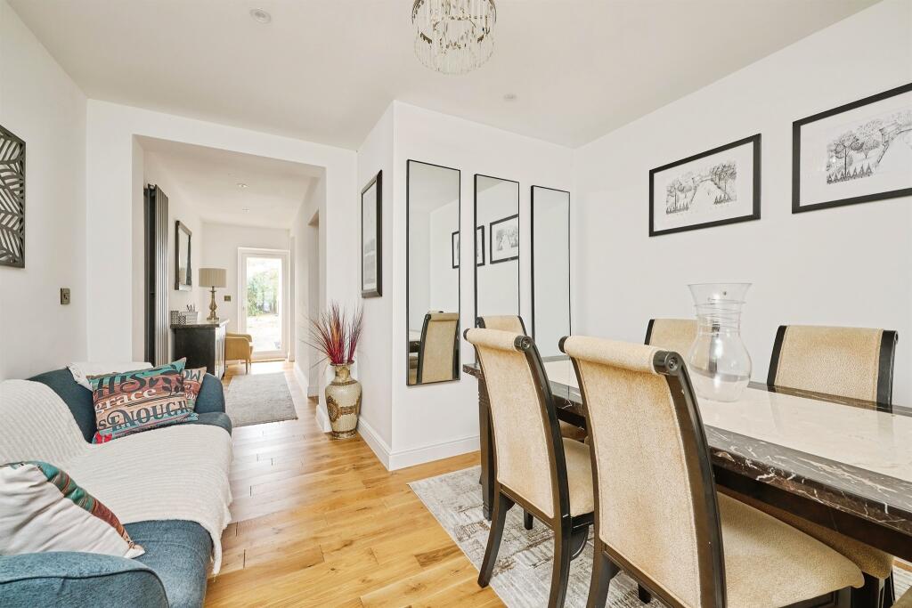 House in Fenland, March - View 4