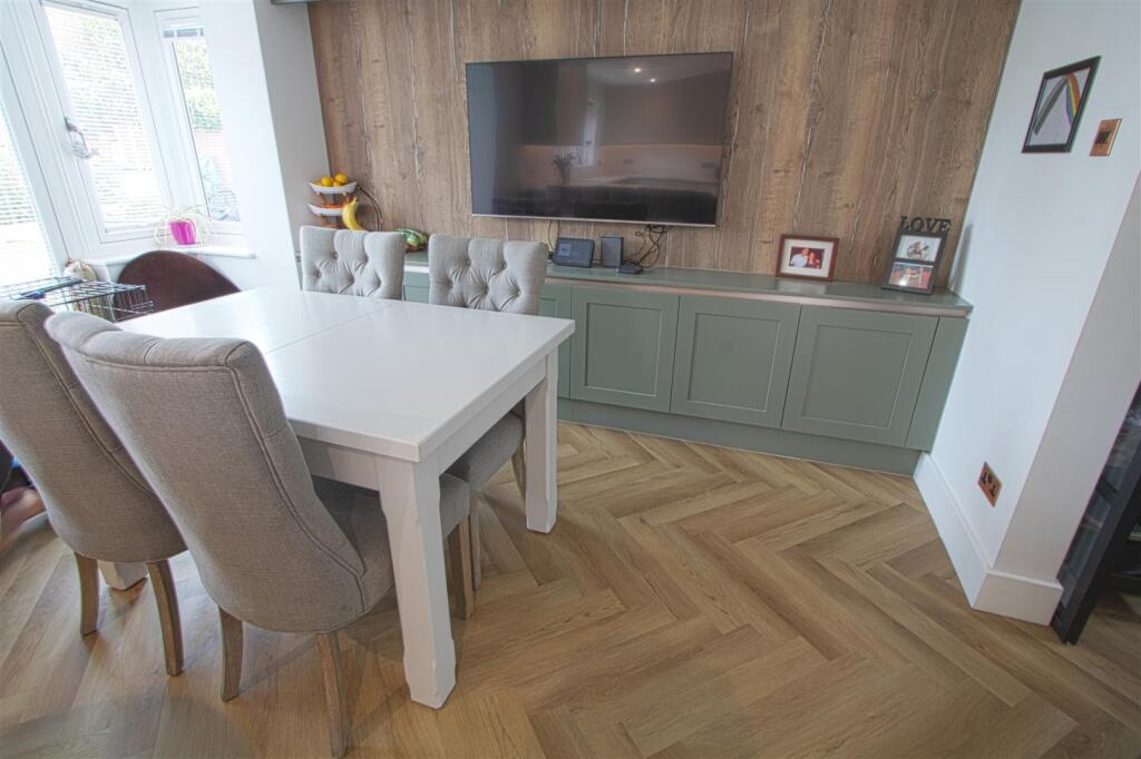 House in Basildon, Queens Park, Billericay - View 5