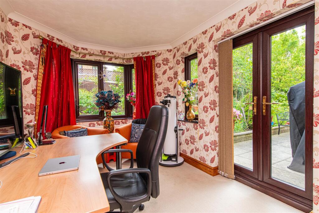 Troon Crescent, Wellingborough - View 4
