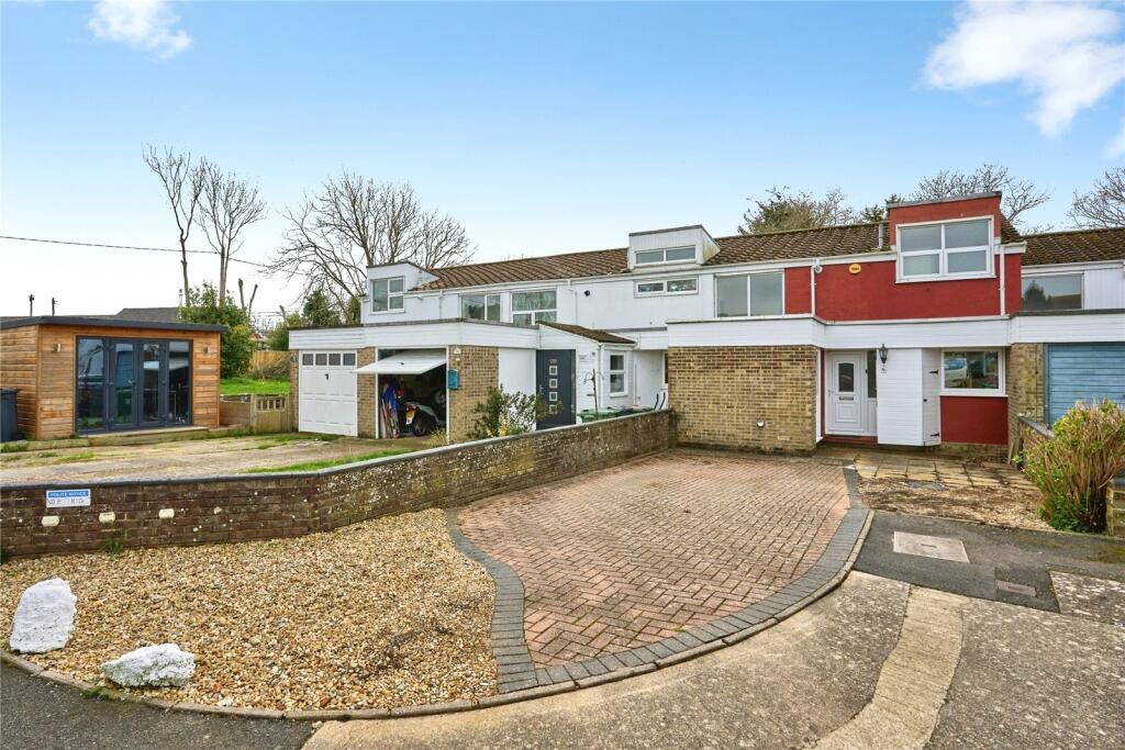 Main image of property: Parkway, Apse Heath, Sandown, Isle of Wight, PO36
