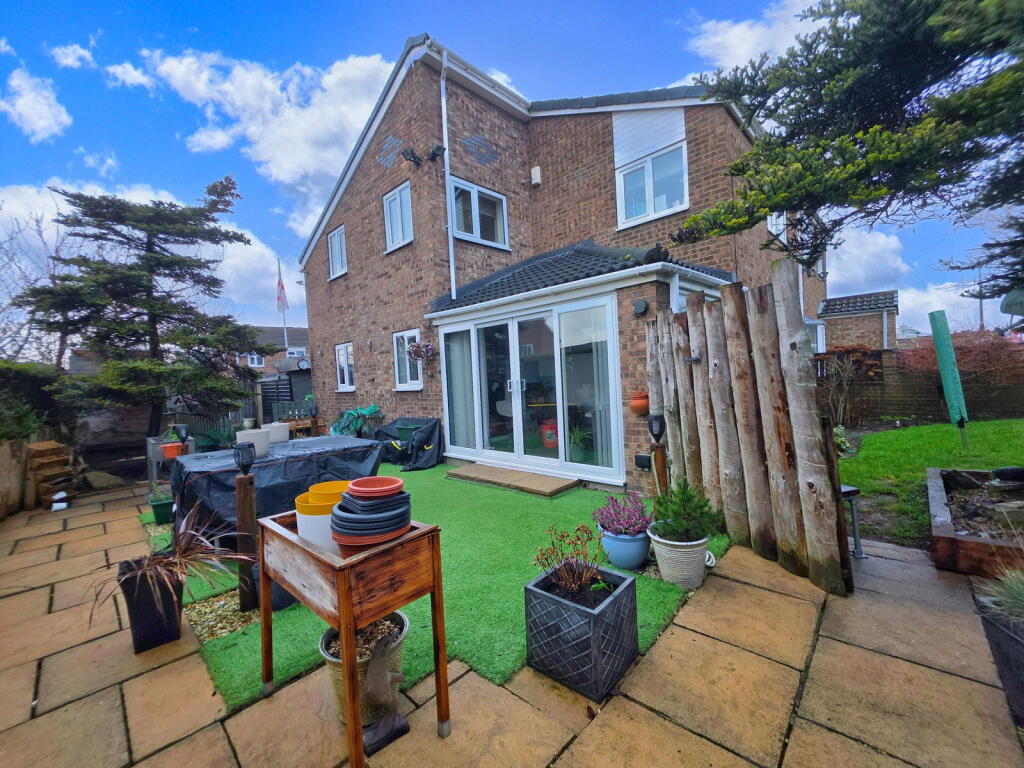 Main image of property: Stretton Road, Barnsley, S71 1XQ